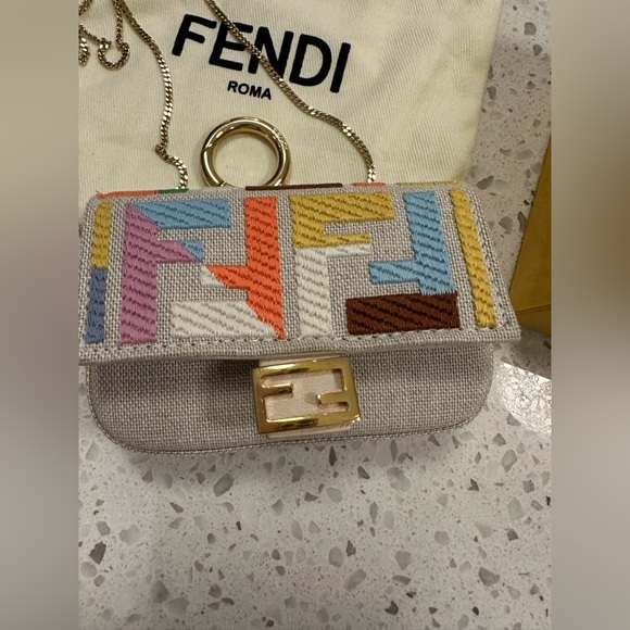Fendi baguette nano with dustbag and box - Picture 5 of 12